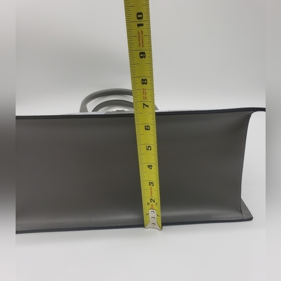 763- VALENTINO BY MARIO VALENTINO TOTE BAG - Picture 14 of 14